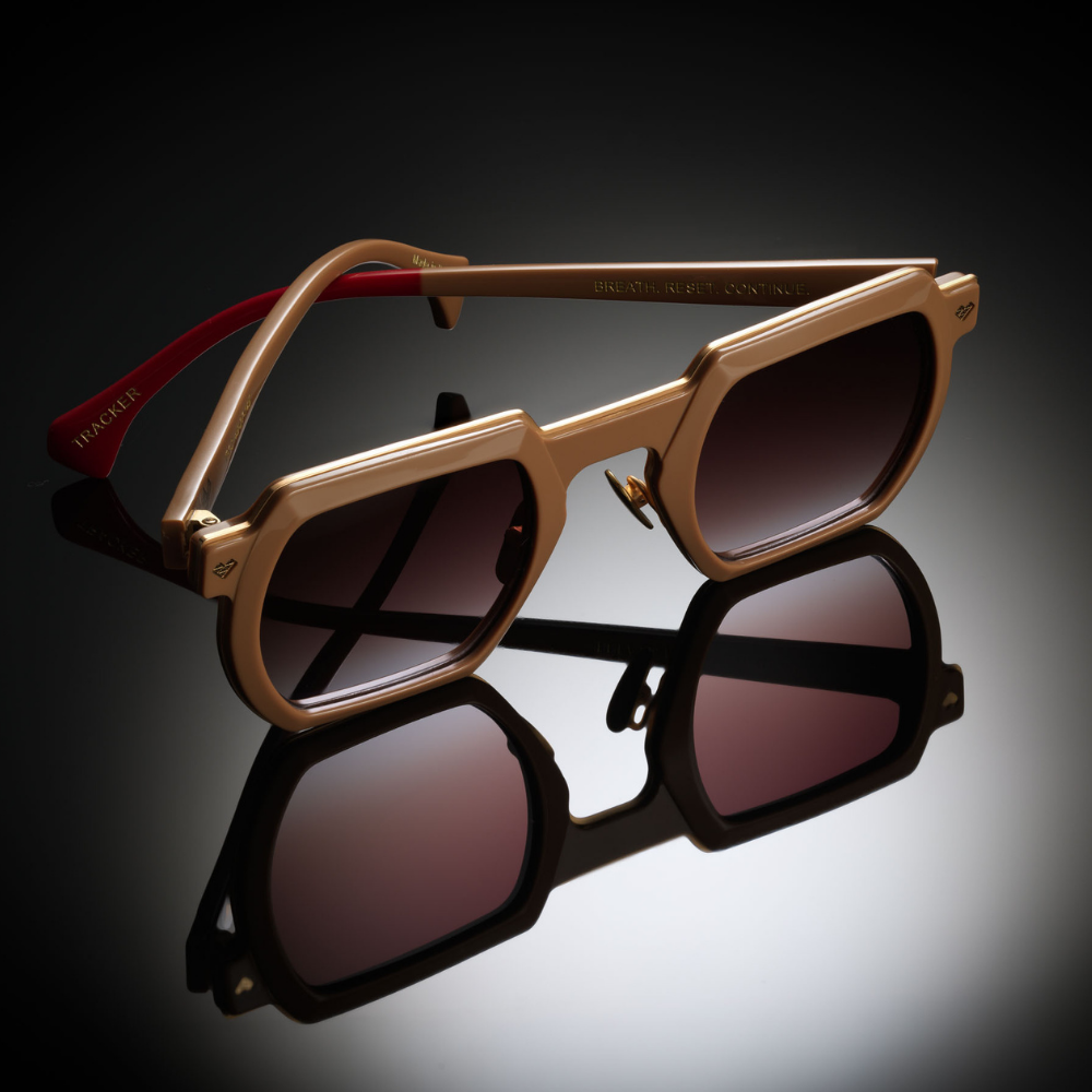 13です。 The Tracker - TK3 – Vysen Eyewear
