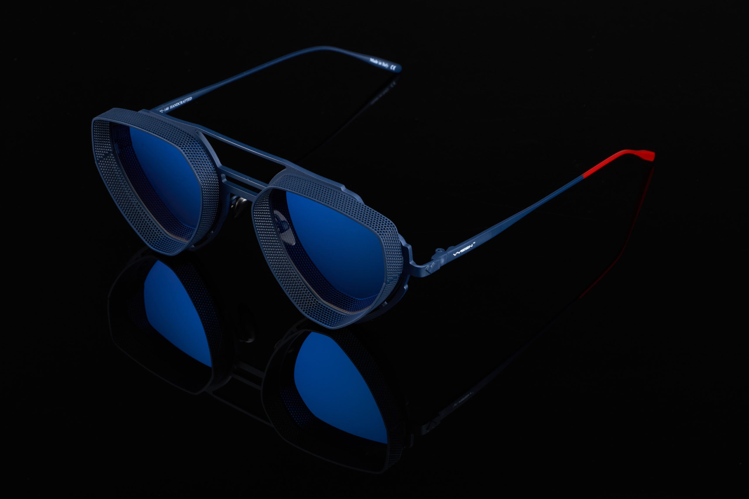 サングラス VYSEN EYEWEAR Vysen - NK-6 - navy blue matte & silver Vysen Sunglasses NK-6 - Navy Blue Matte & Silver | FRMODA.COM