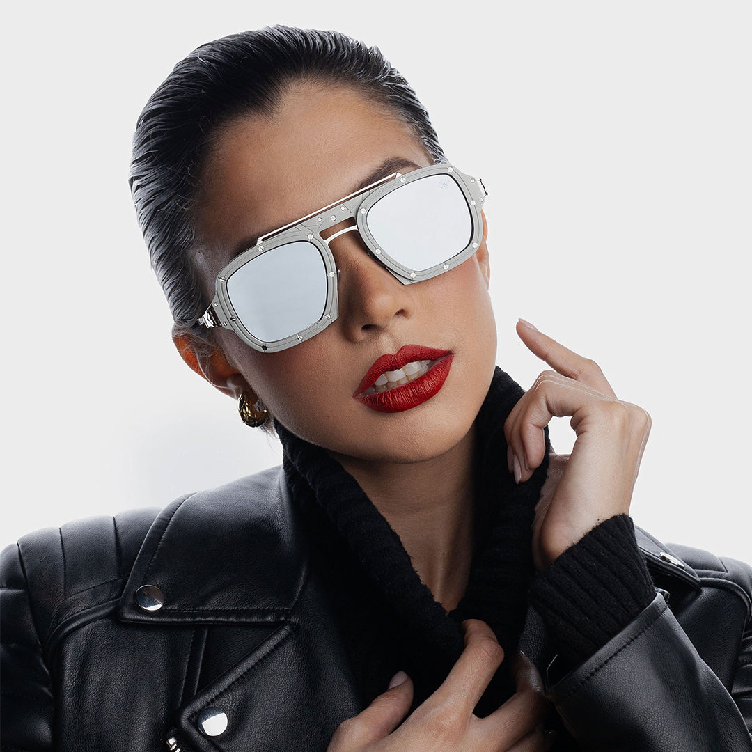 bz3woman_4100x.jpg?v=1716498967